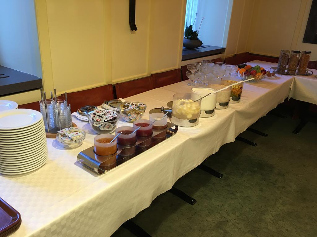 Poschiavo Suisse Hotel & Traditional Fondue Stube Eksteriør bilde