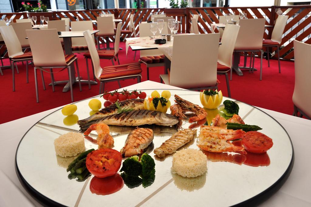 Poschiavo Suisse Hotel & Traditional Fondue Stube Eksteriør bilde
